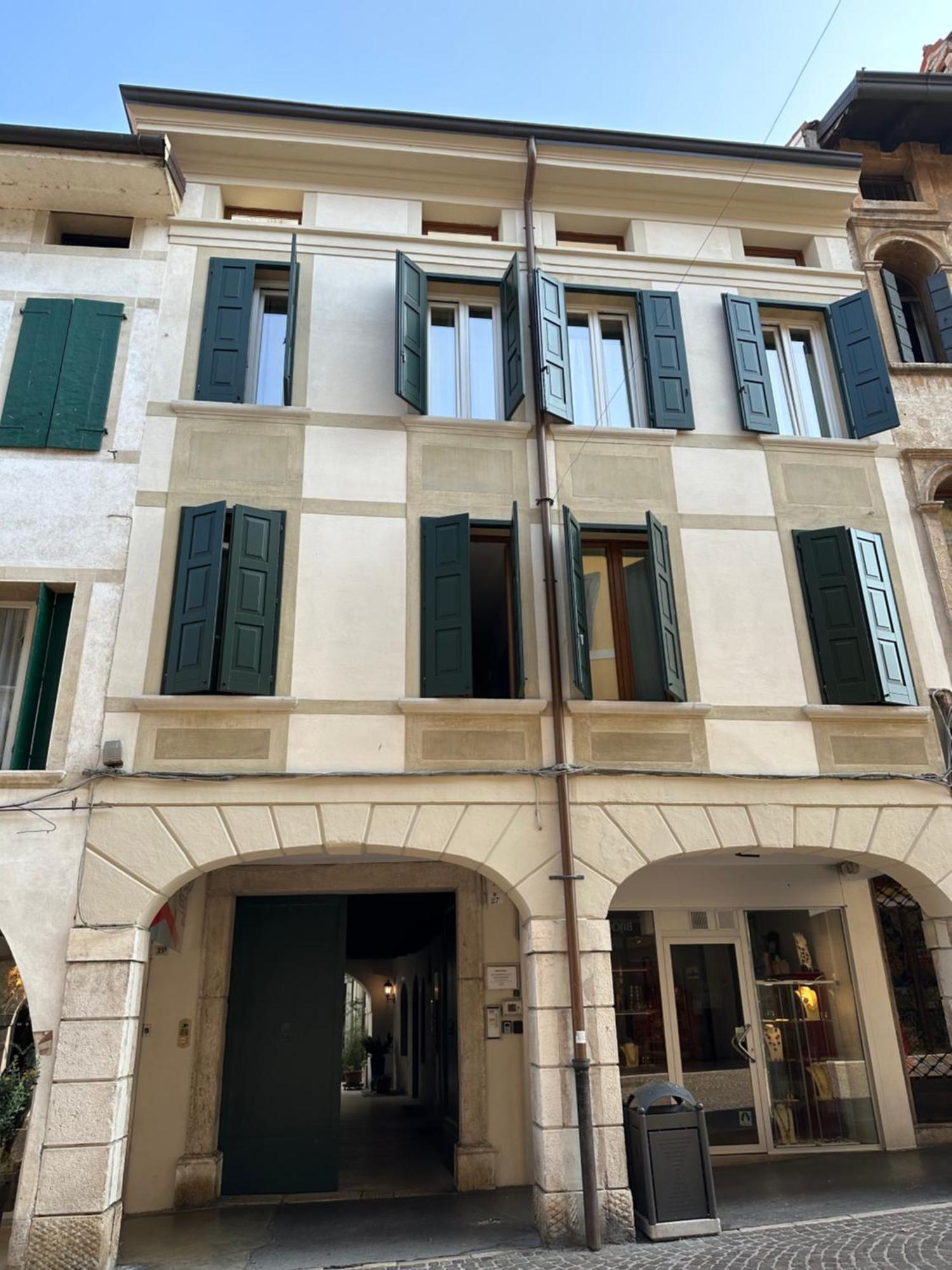 Monolocale Centro Storico Apartment Порденоне Екстериор снимка